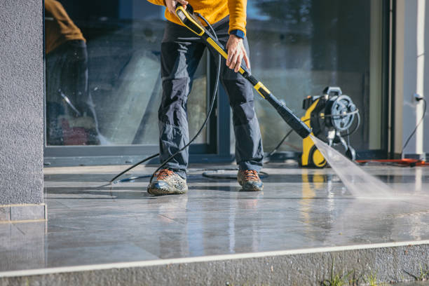 Pressure Washing Estimates in Lansing, KS